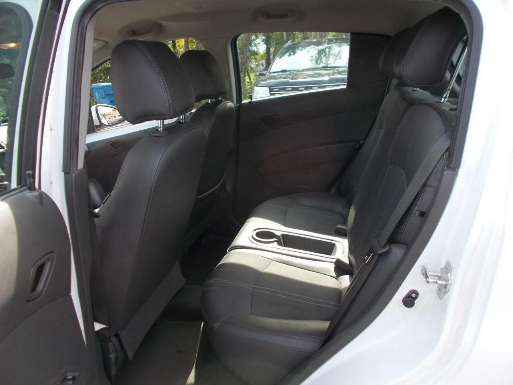 2015 Chevrolet Spark Image 11