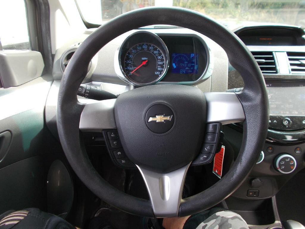 2015 Chevrolet Spark Image 16