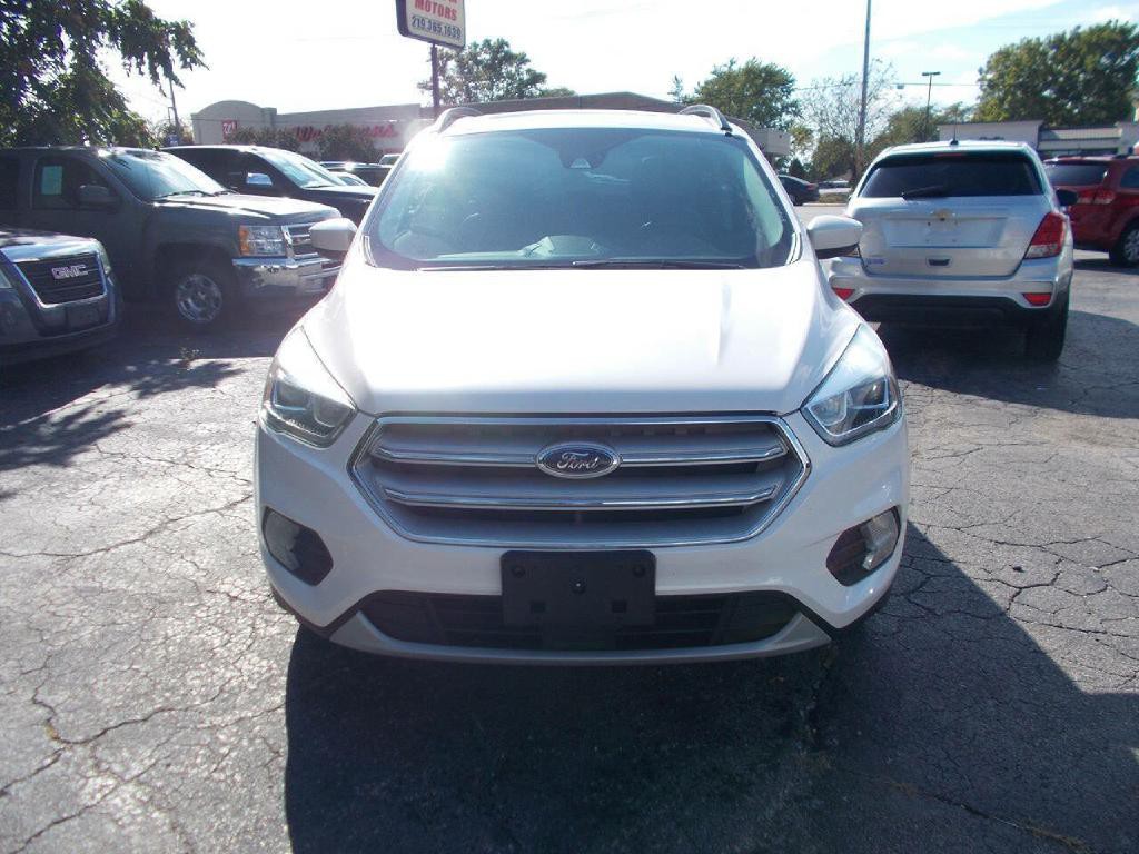 2018 Ford Escape Image 2