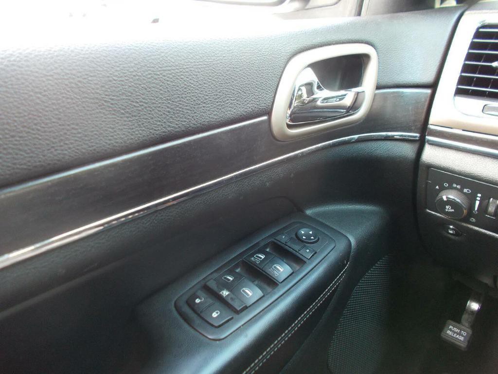 2014 Jeep Grand Cherokee Image 18