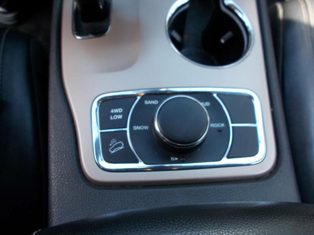 2014 Jeep Grand Cherokee Image 21