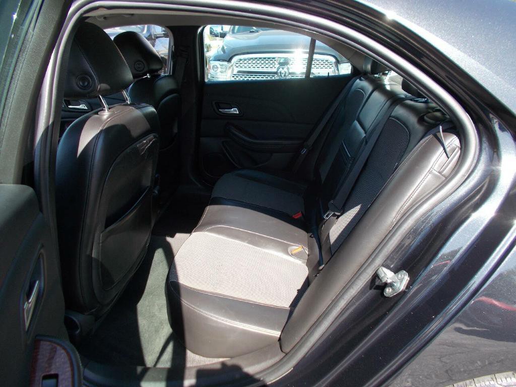 2013 Chevrolet Malibu Image 11