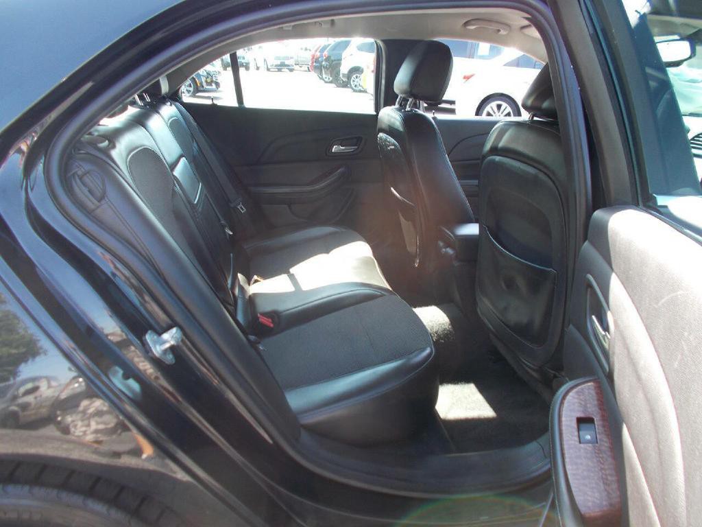 2013 Chevrolet Malibu Image 13