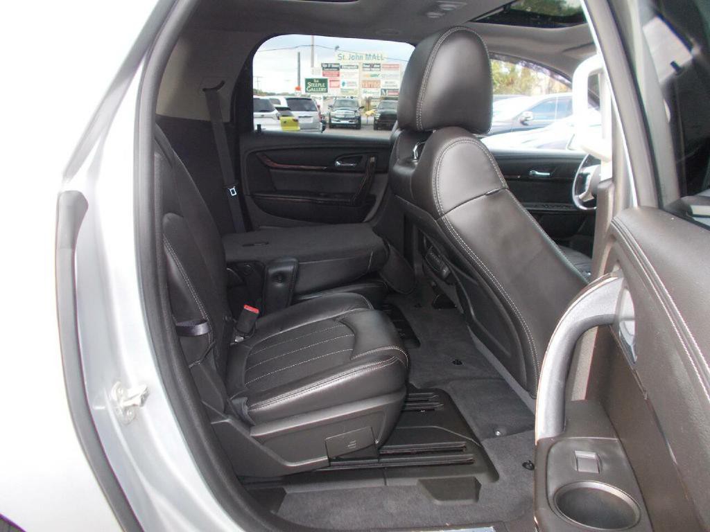 2014 GMC Acadia Image 16