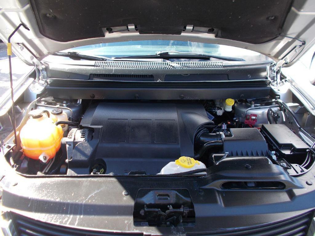2010 Dodge Journey Image 8