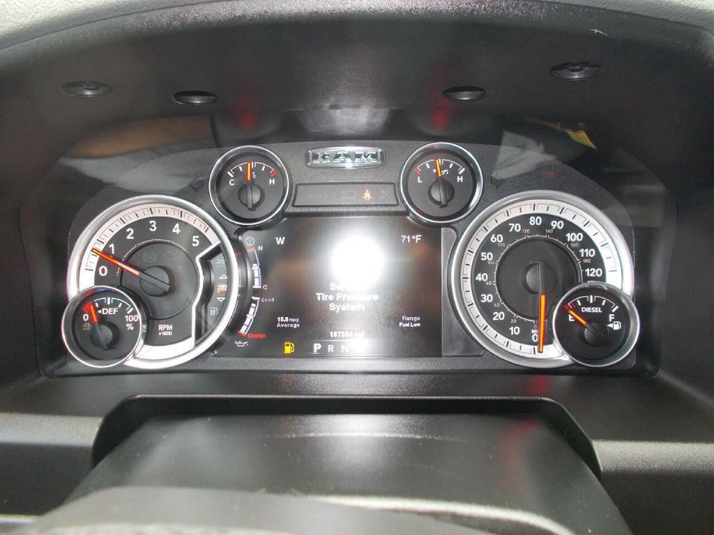 2014 RAM 1500 Image 12