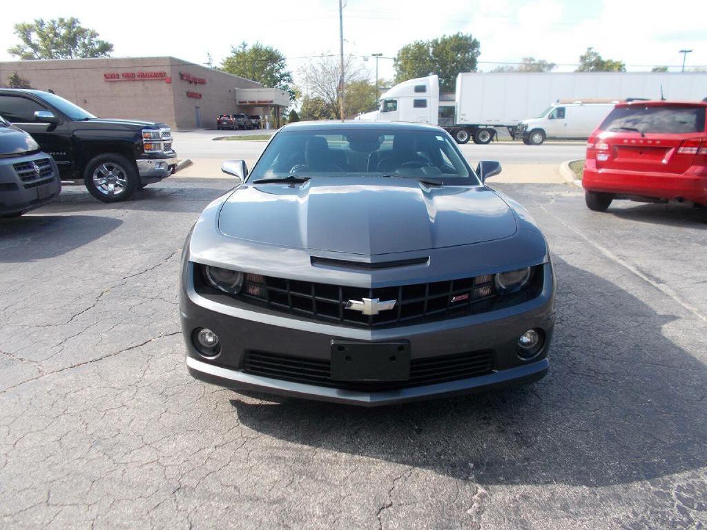 2010 Chevrolet Camaro Image 2