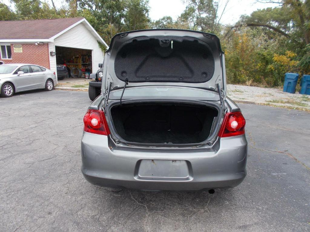 2012 Dodge Avenger Image 6