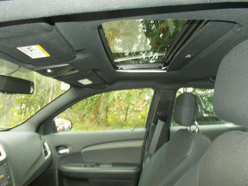 2012 Dodge Avenger Image 10