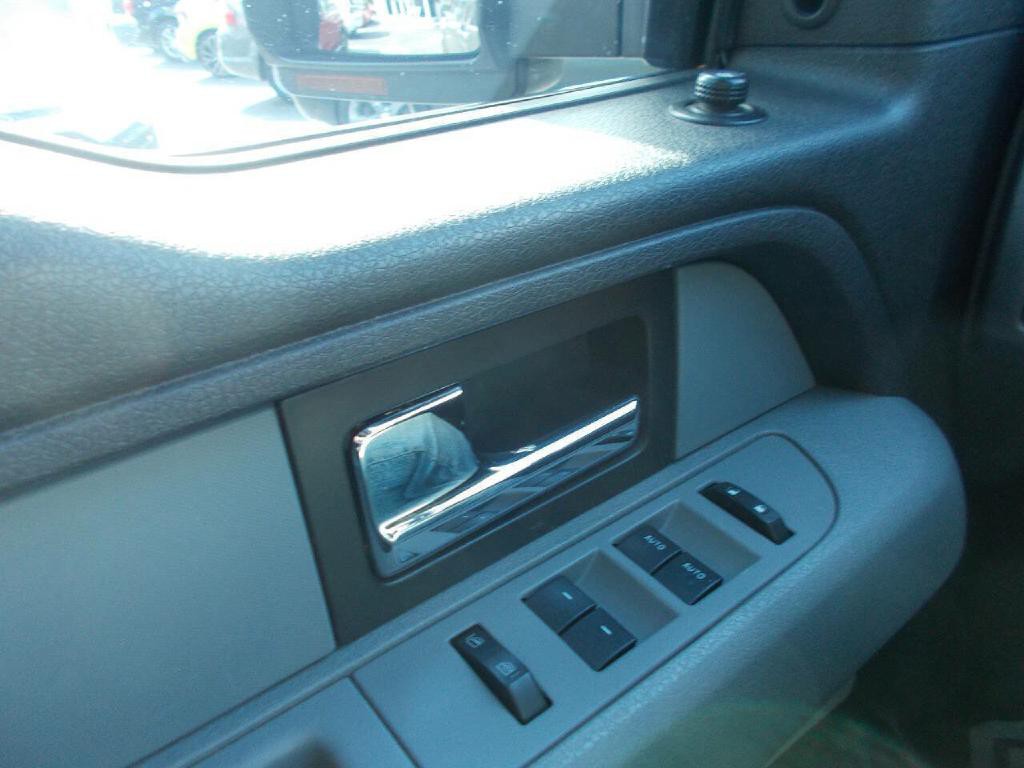 2013 Ford F-150 Image 18