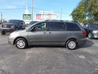 Image for 2004 Toyota Sienna LE 7 Passenger Mini ID: 6957041
