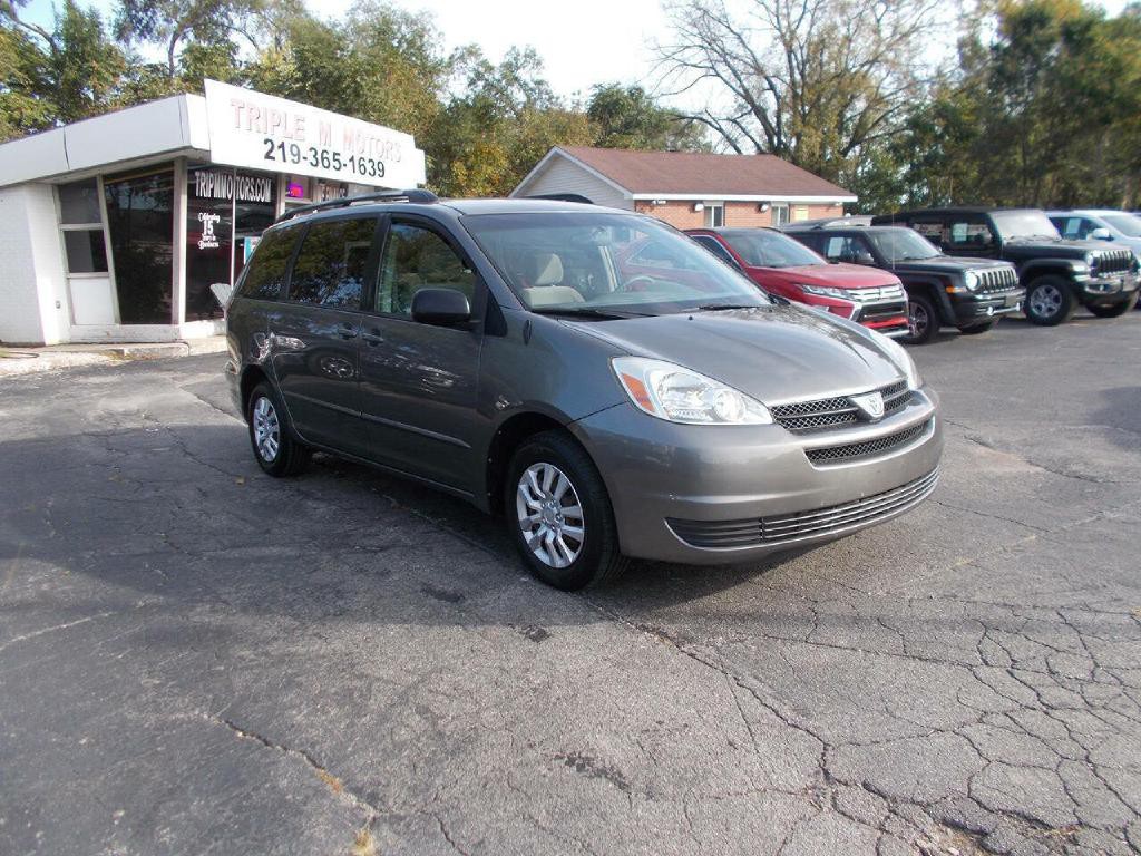 2004 Toyota Sienna Image 3