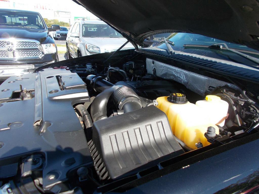 2016 Ford Expedition Image 9