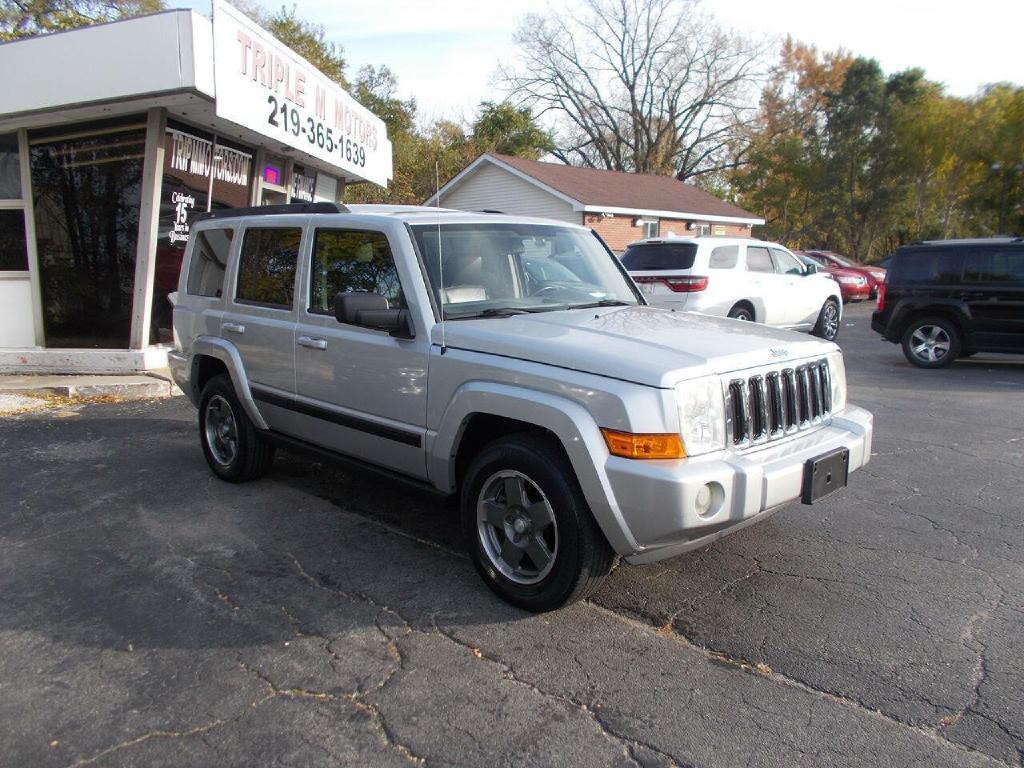2008 Jeep Commander Image 3