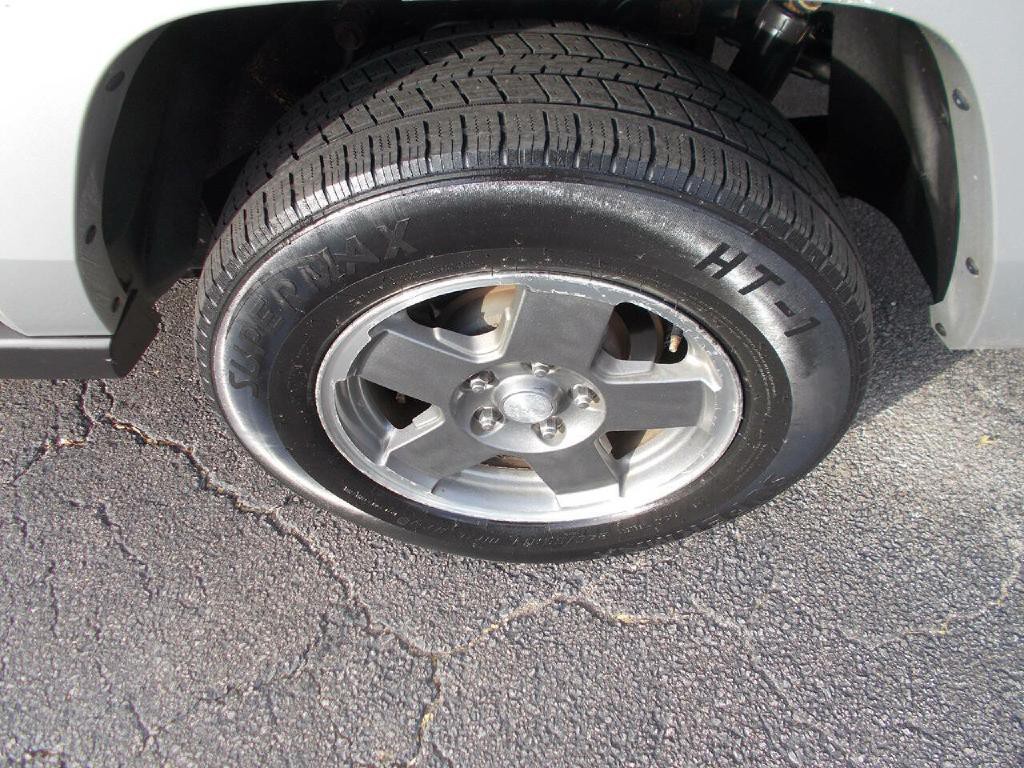 2008 Jeep Commander Image 5