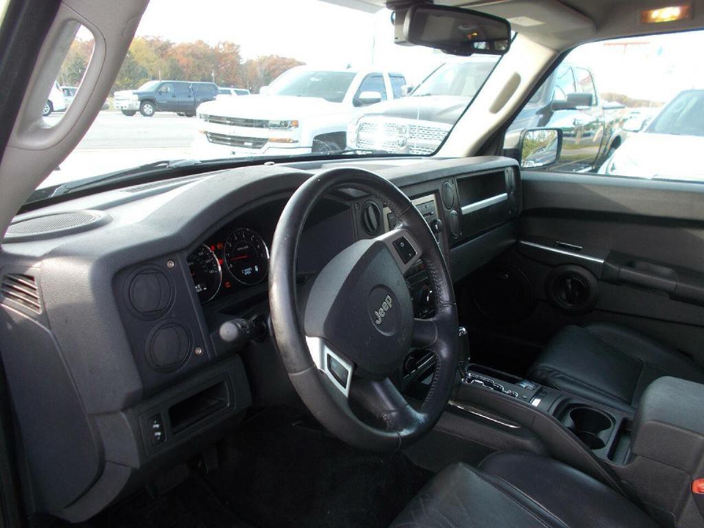 2008 Jeep Commander Image 8