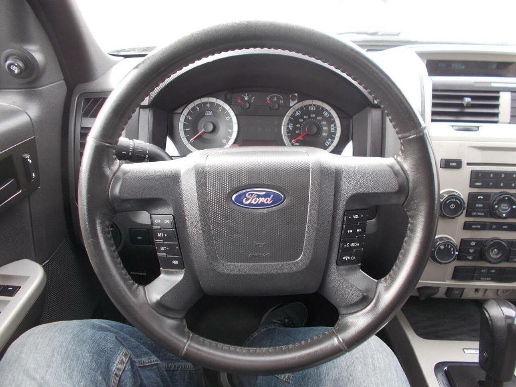 2012 Ford Escape Image 17