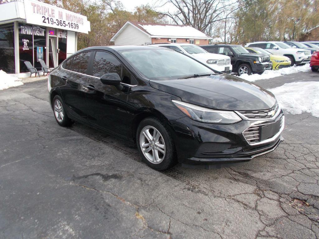 2018 Chevrolet Cruze Image 3