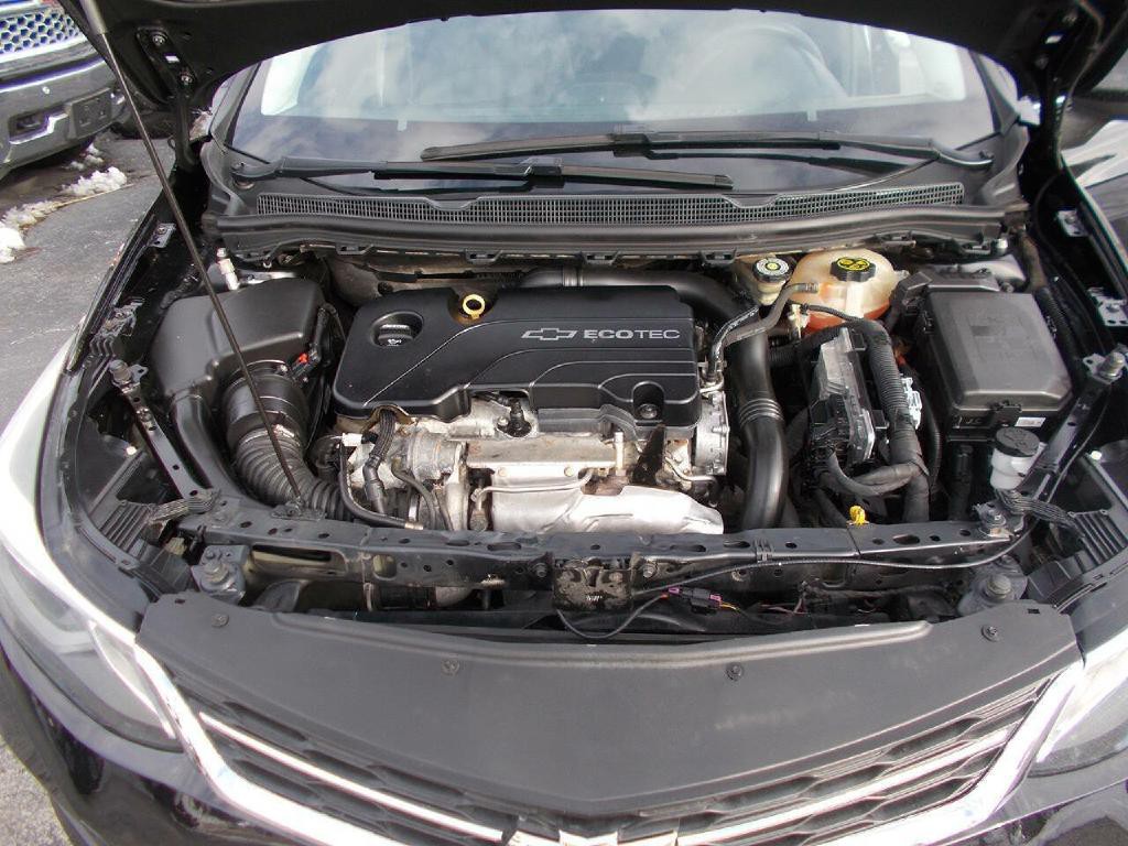 2018 Chevrolet Cruze Image 8