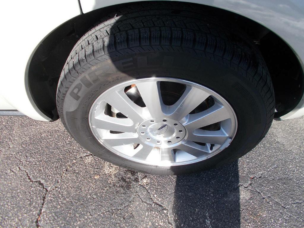 2008 Ford Taurus Image 5