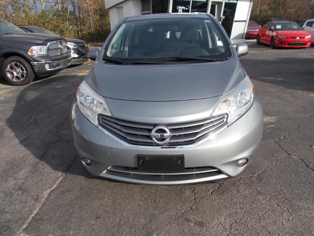 2014 Nissan Versa Image 2