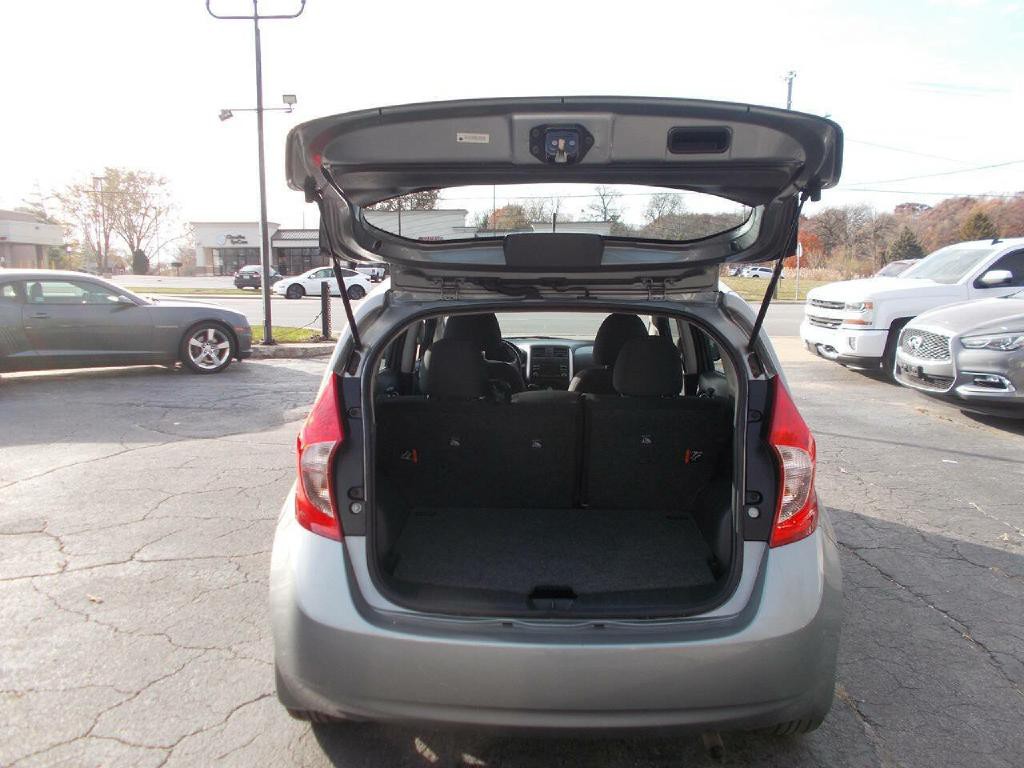 2014 Nissan Versa Image 6