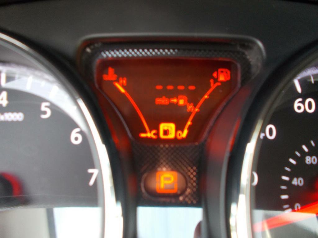 2014 Nissan Versa Image 15