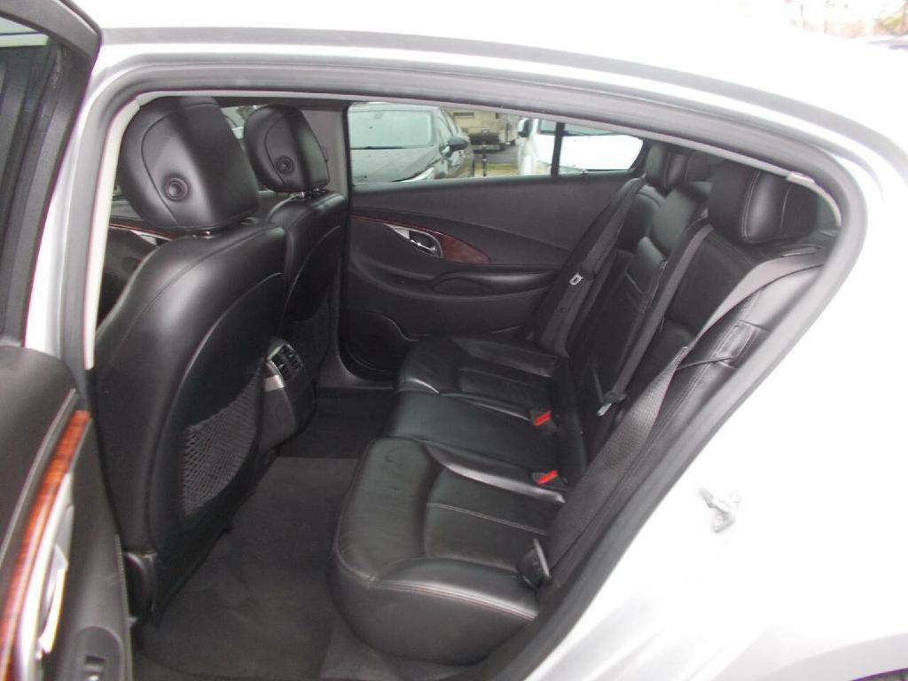 2012 Buick Lacrosse Image 11