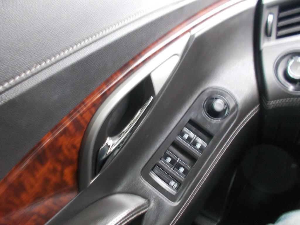 2012 Buick Lacrosse Image 17