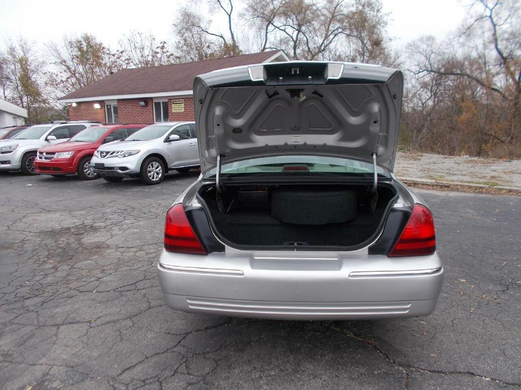 2007 Mercury Grand Marquis Image 7