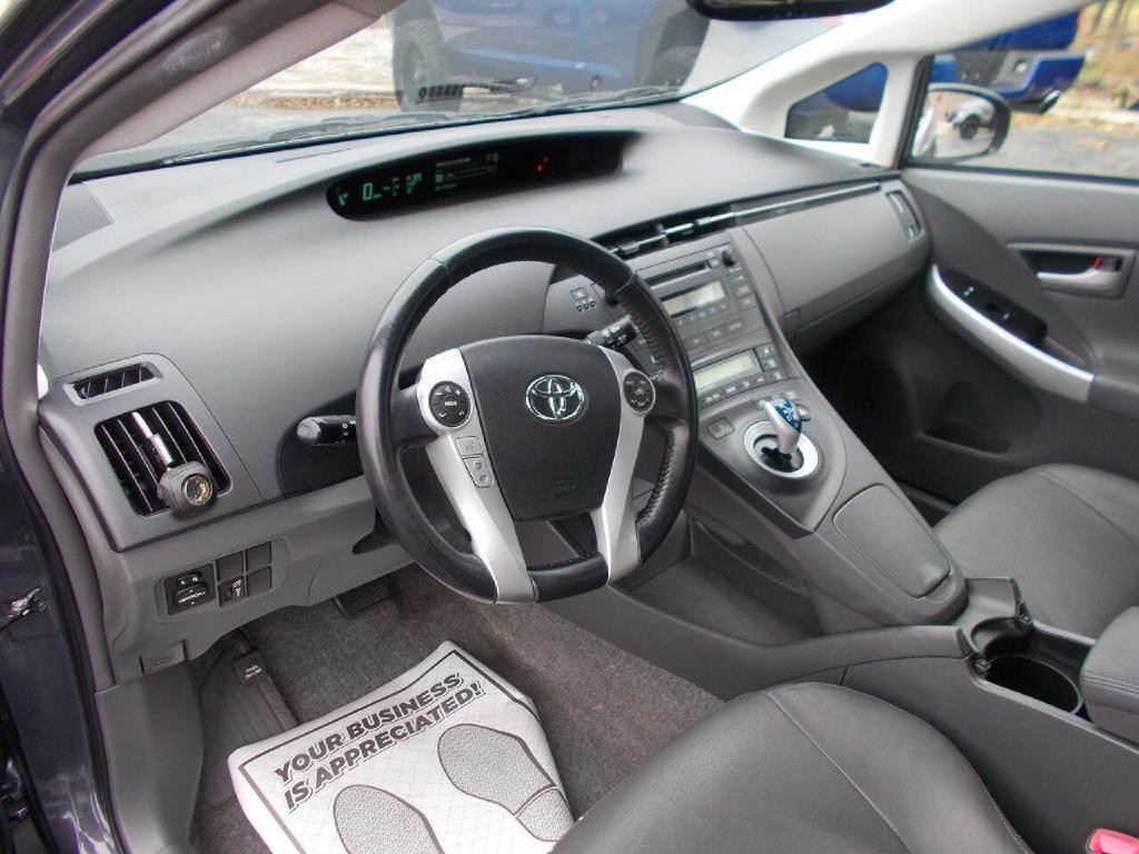 2011 Toyota Prius Image 9