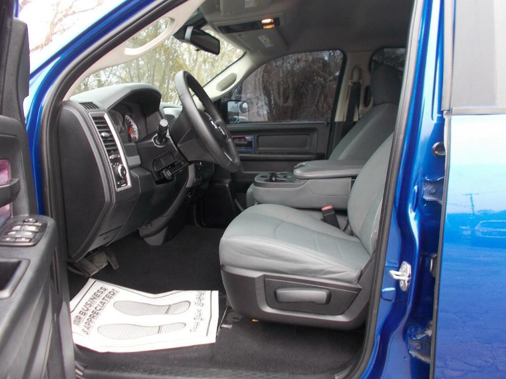 2015 RAM 1500 Image 9