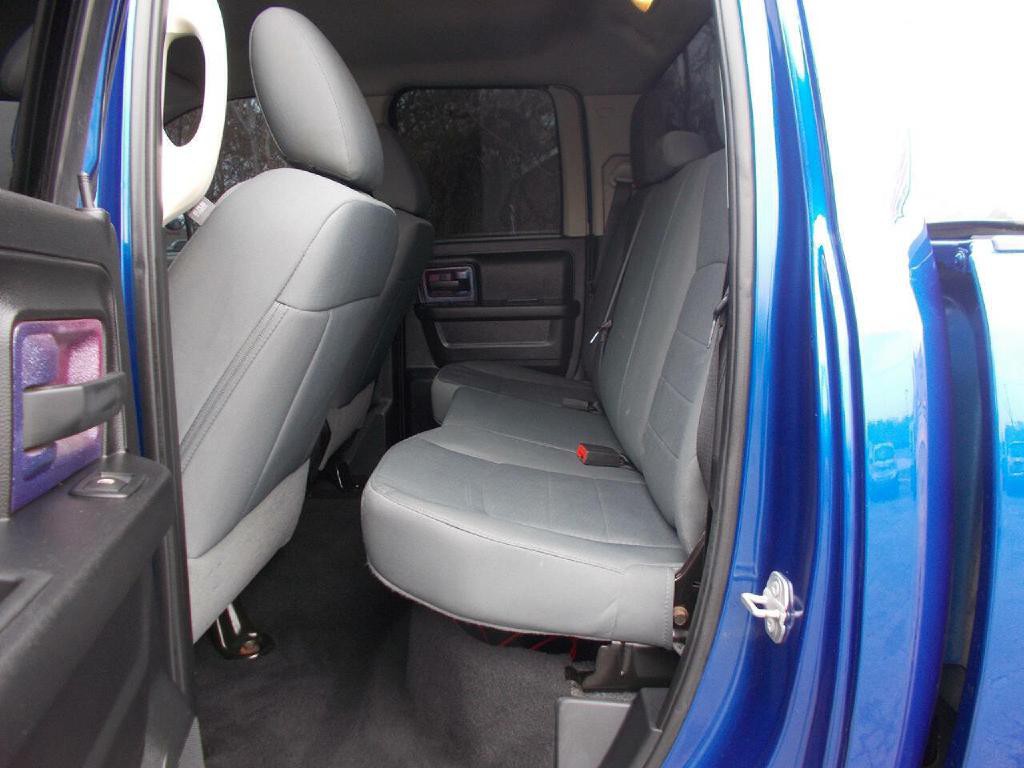 2015 RAM 1500 Image 10