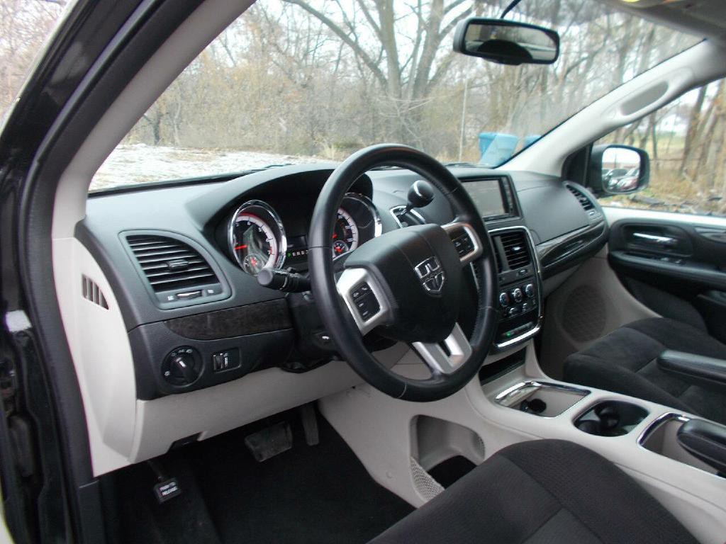 2014 Dodge Grand Caravan Image 9