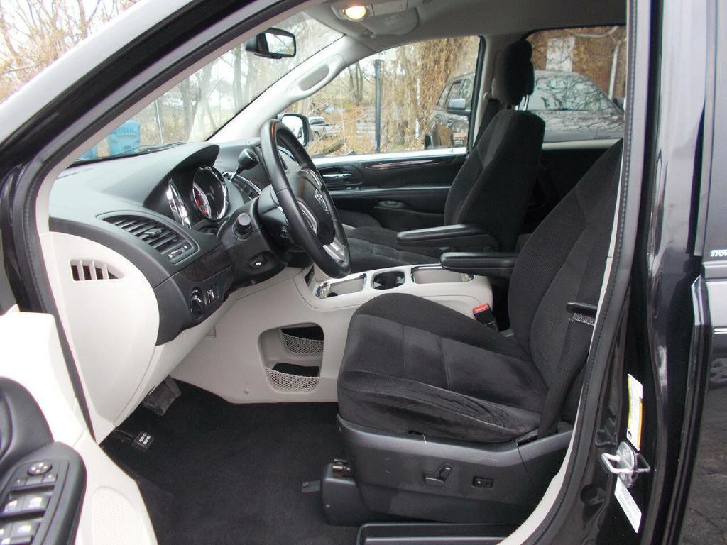 2014 Dodge Grand Caravan Image 10