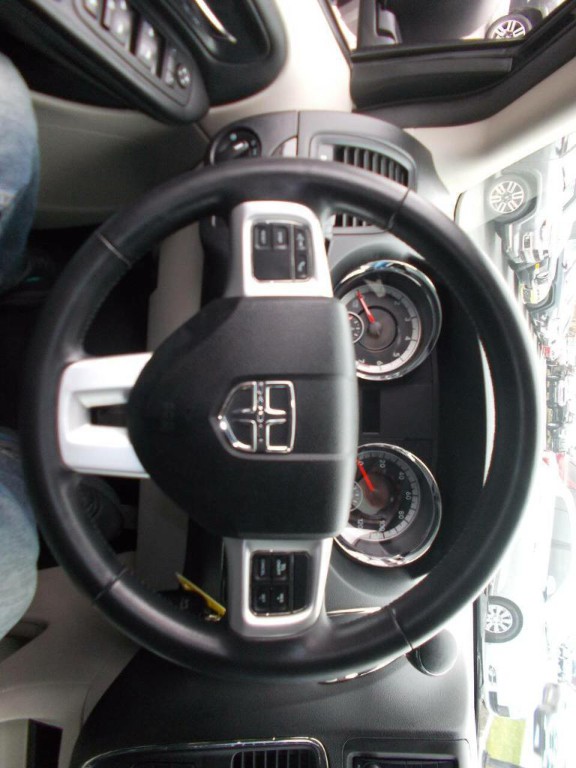 2014 Dodge Grand Caravan Image 20