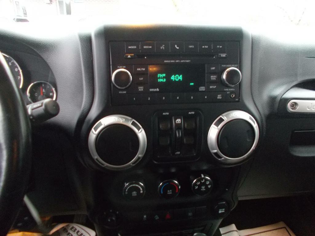 2017 Jeep Wrangler Unlimited Image 15