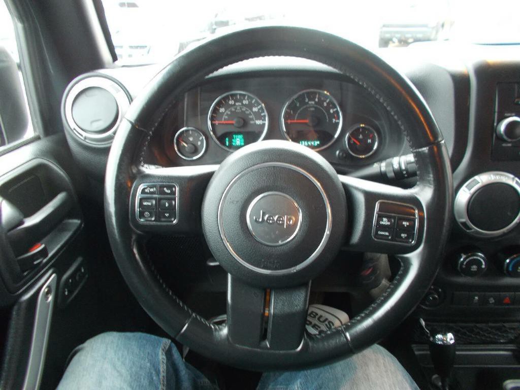 2017 Jeep Wrangler Unlimited Image 17