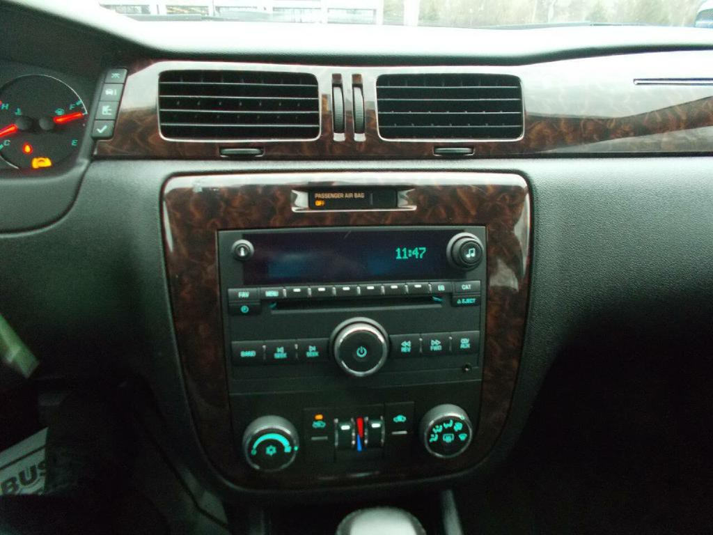 2012 Chevrolet Impala Image 16
