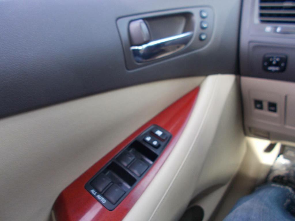 2009 Lexus ES 350 Image 12