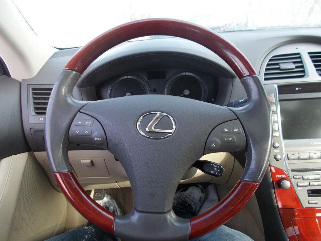 2009 Lexus ES 350 Image 13