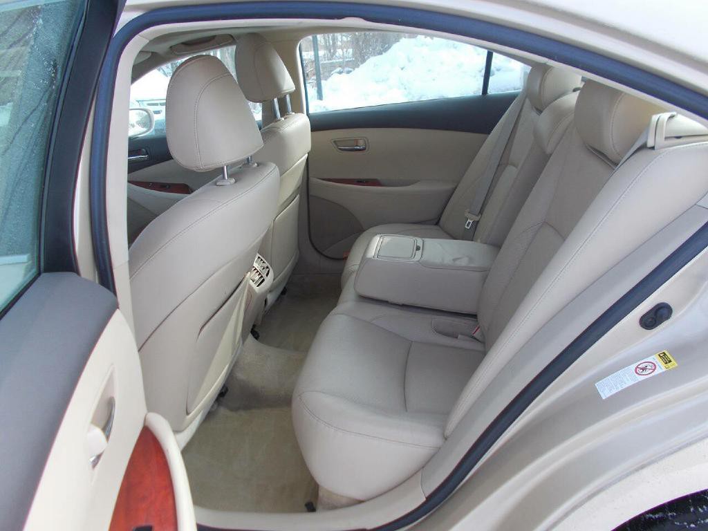 2009 Lexus ES 350 Image 17