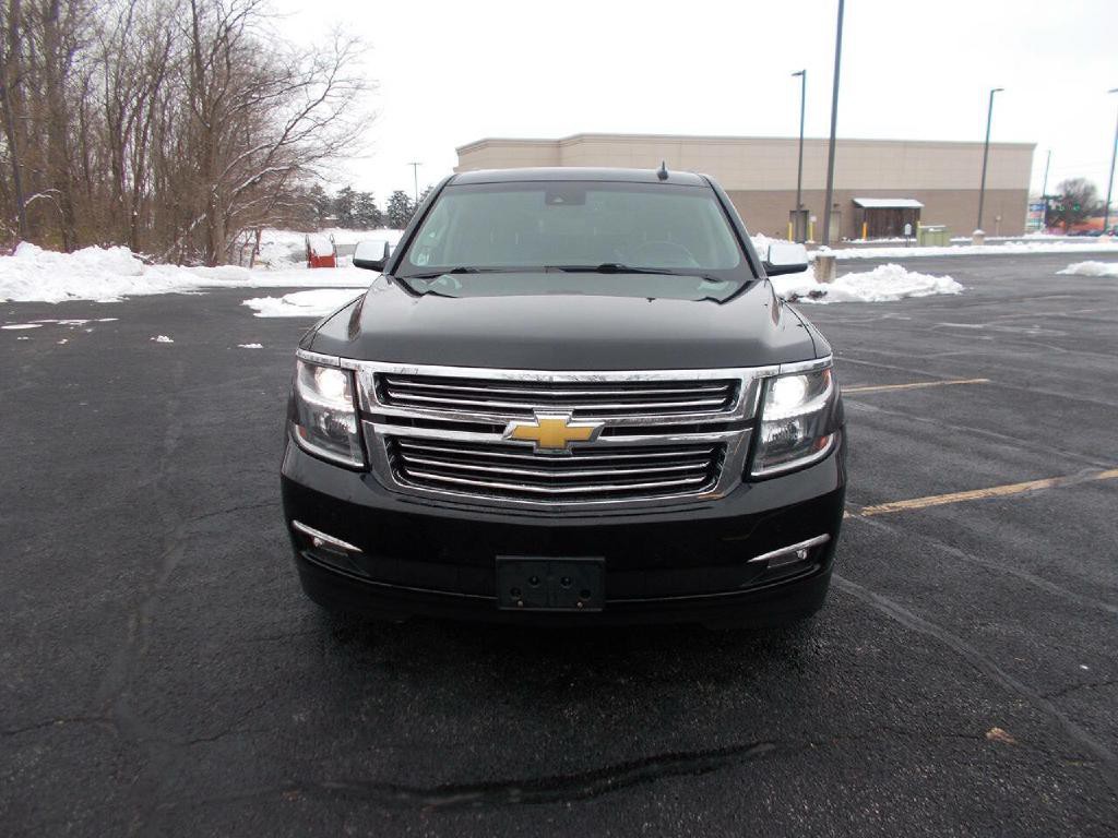 2015 Chevrolet Tahoe Image 2