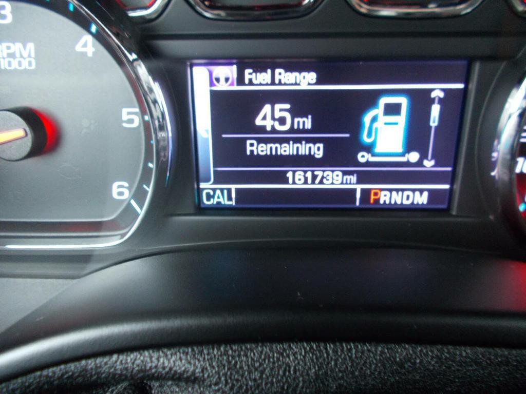 2015 Chevrolet Tahoe Image 17