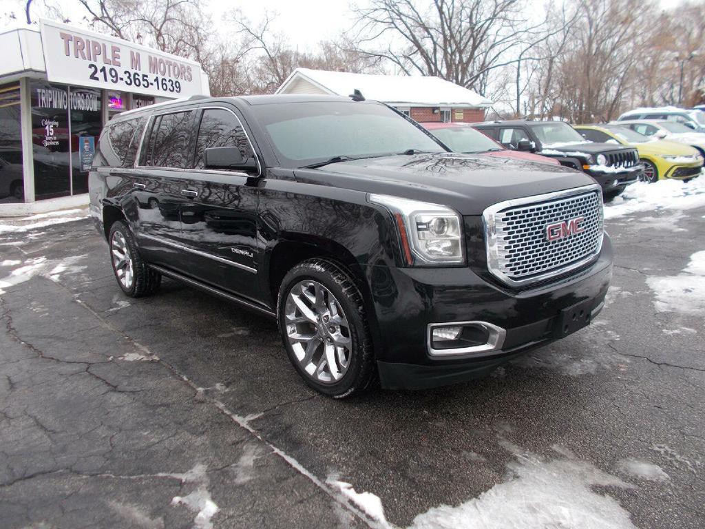2017 GMC Yukon Image 3
