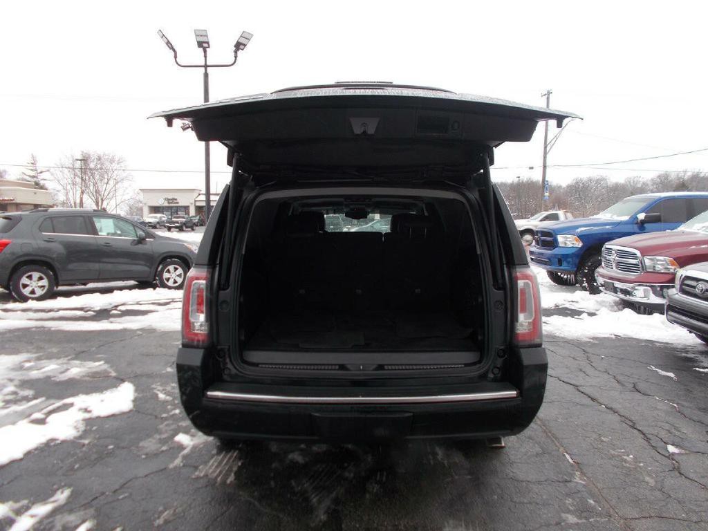 2017 GMC Yukon Image 6