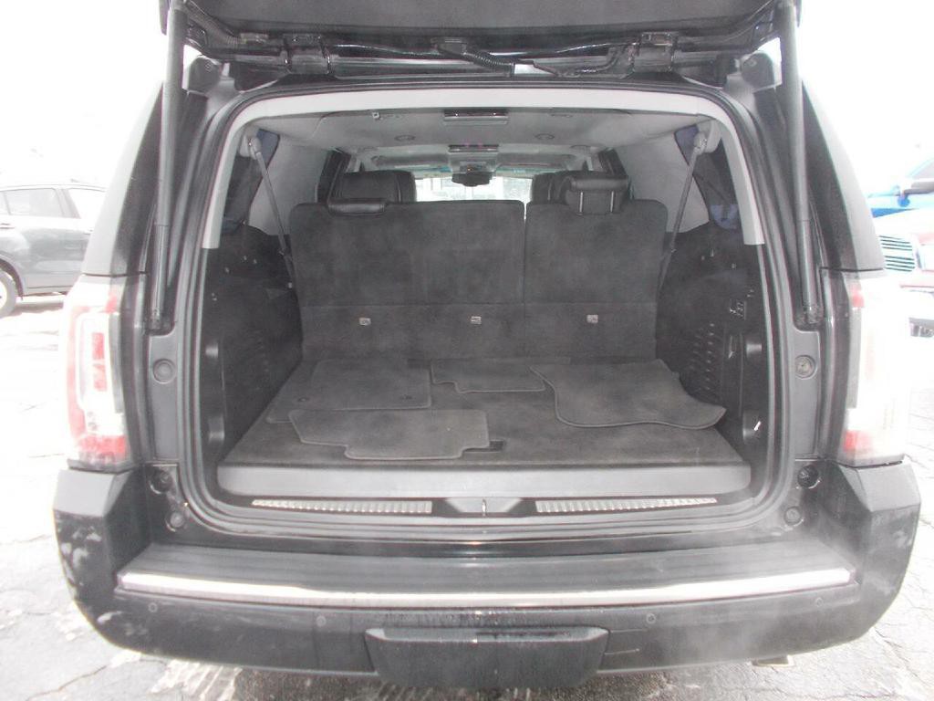 2017 GMC Yukon Image 7