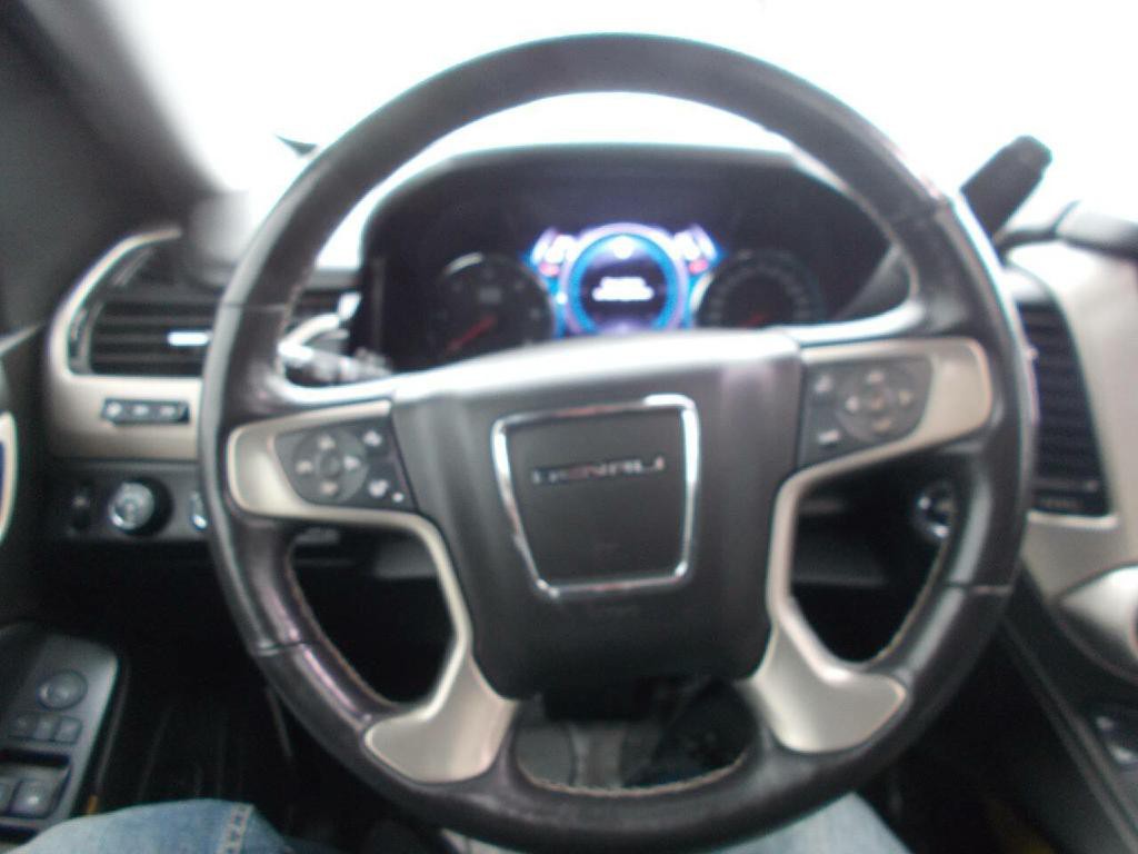 2017 GMC Yukon Image 23