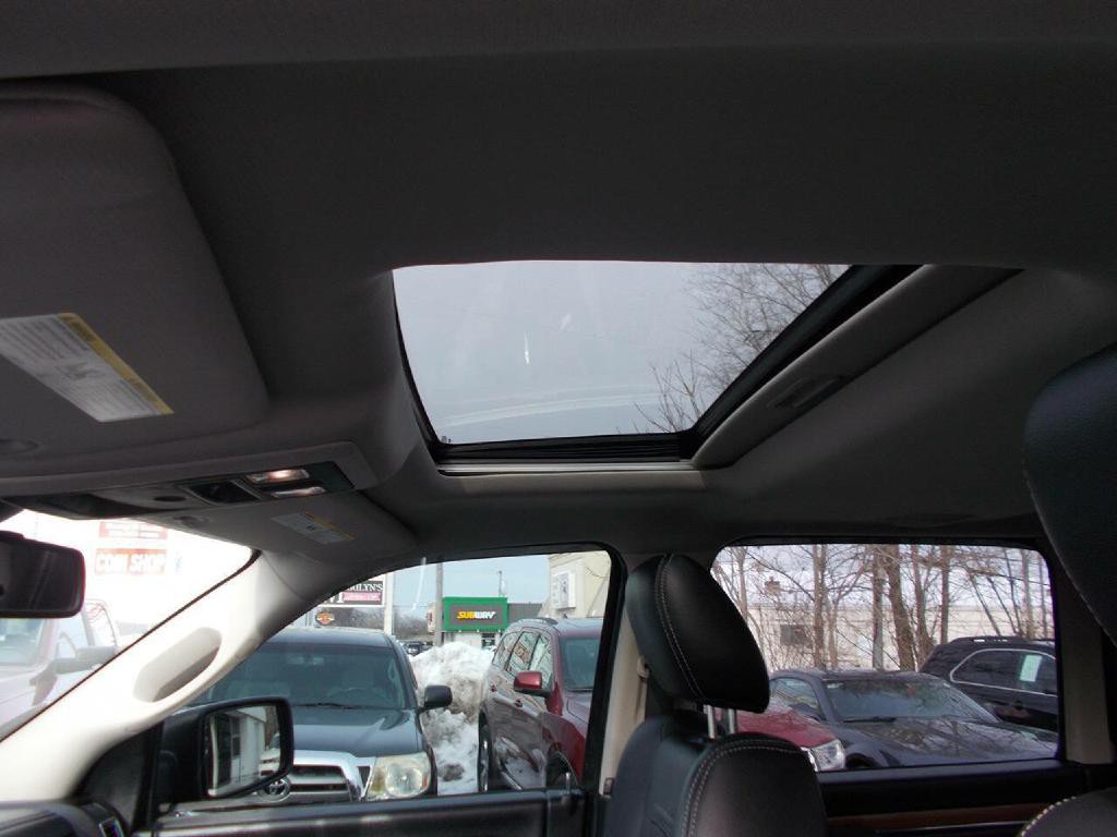 2016 RAM 1500 Image 9