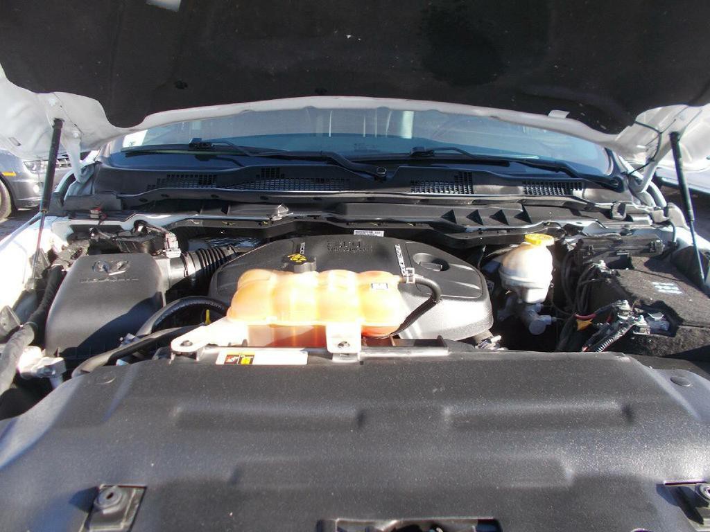 2017 RAM 1500 Image 6